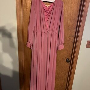 Elegant Pink Maxi Dress